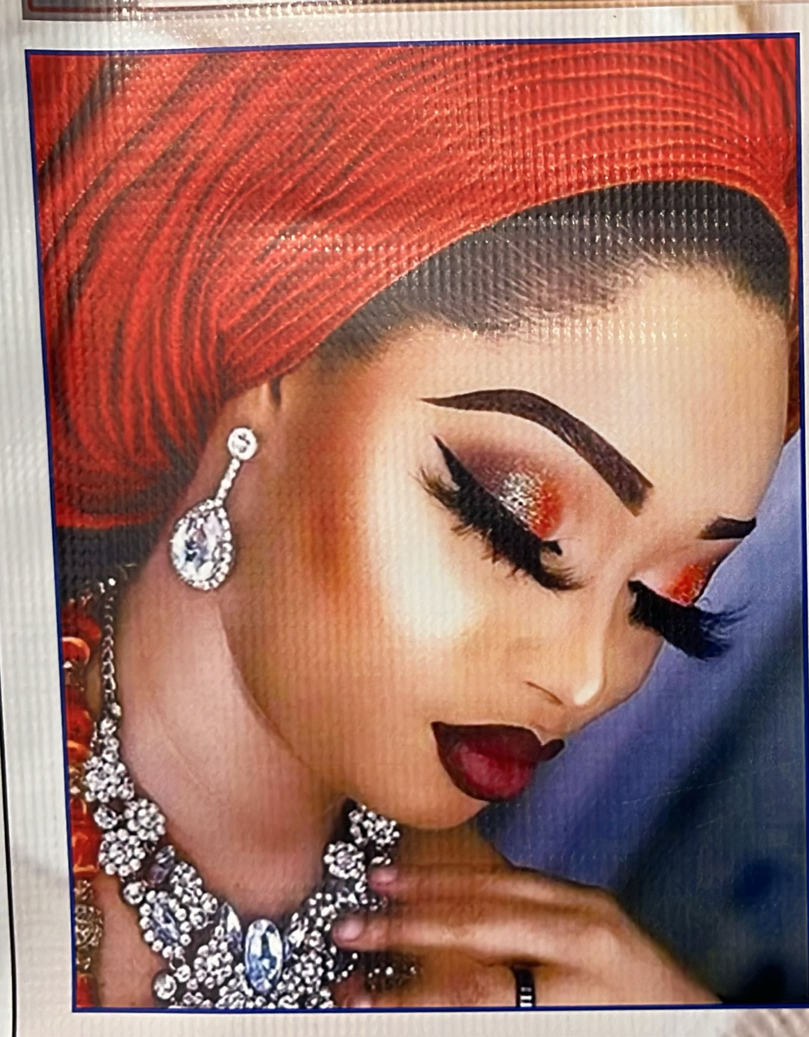 Evening make-up look with bold eyes